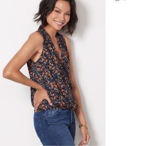 Evereve Dark Floral Sleeveless V-Neck Ruched Shoulder Elastic Hem Top